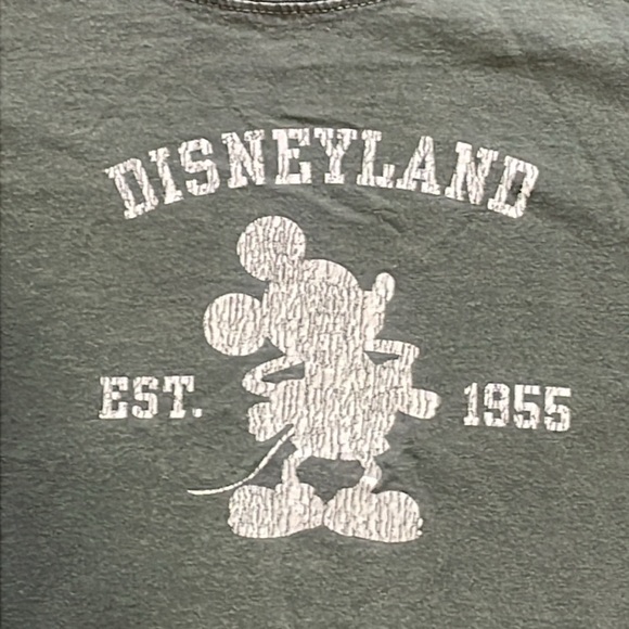 Disneyland shirt - Picture 2 of 12
